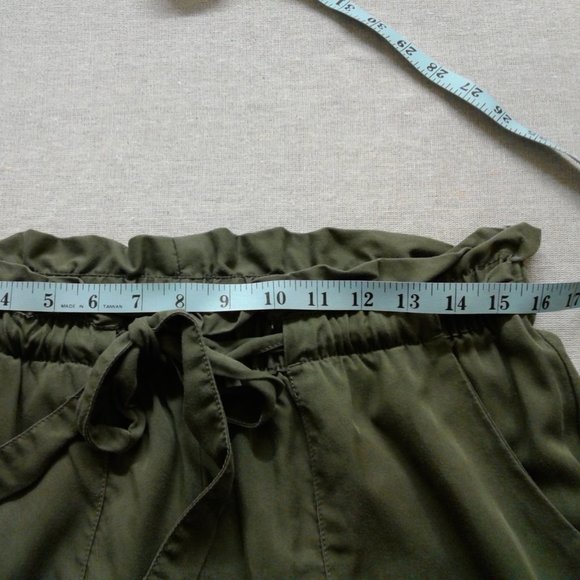 a.n.a  Adjustable Women Pants  Size  P/M - Picture 5 of 6